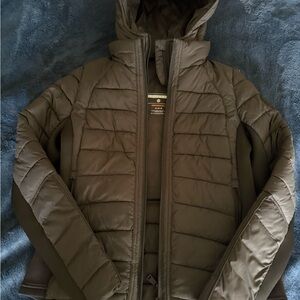 Bernardo black and lighter black Puffer Jacket for women size medium